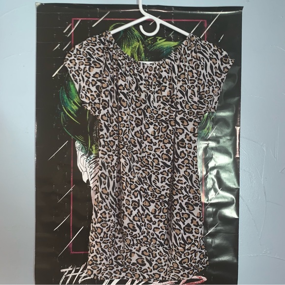 Women’s Blouse - Picture 4 of 6